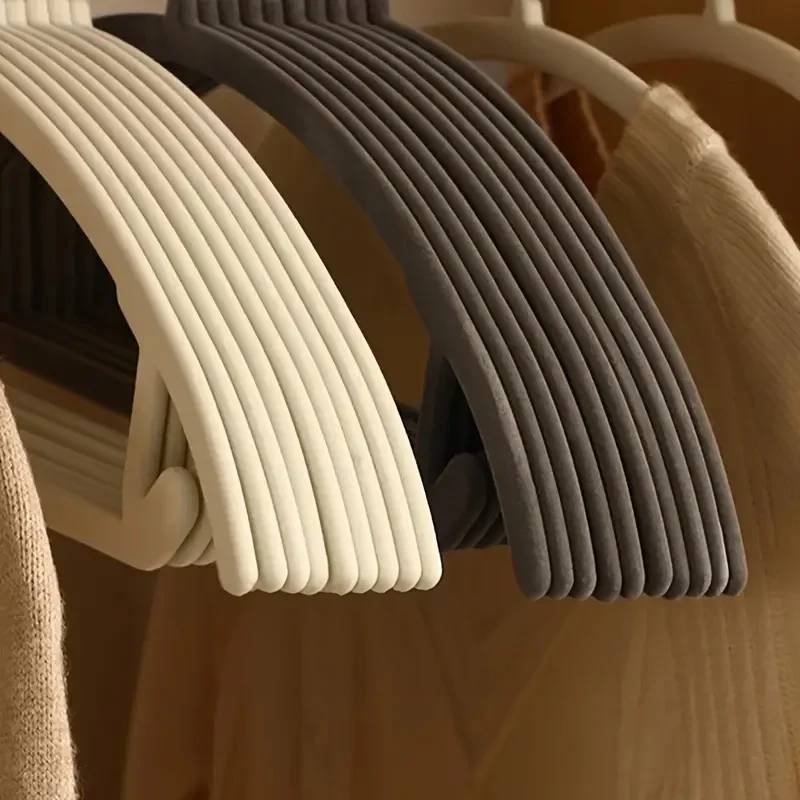 Arlo Anti-Slip Hanger - Image 6