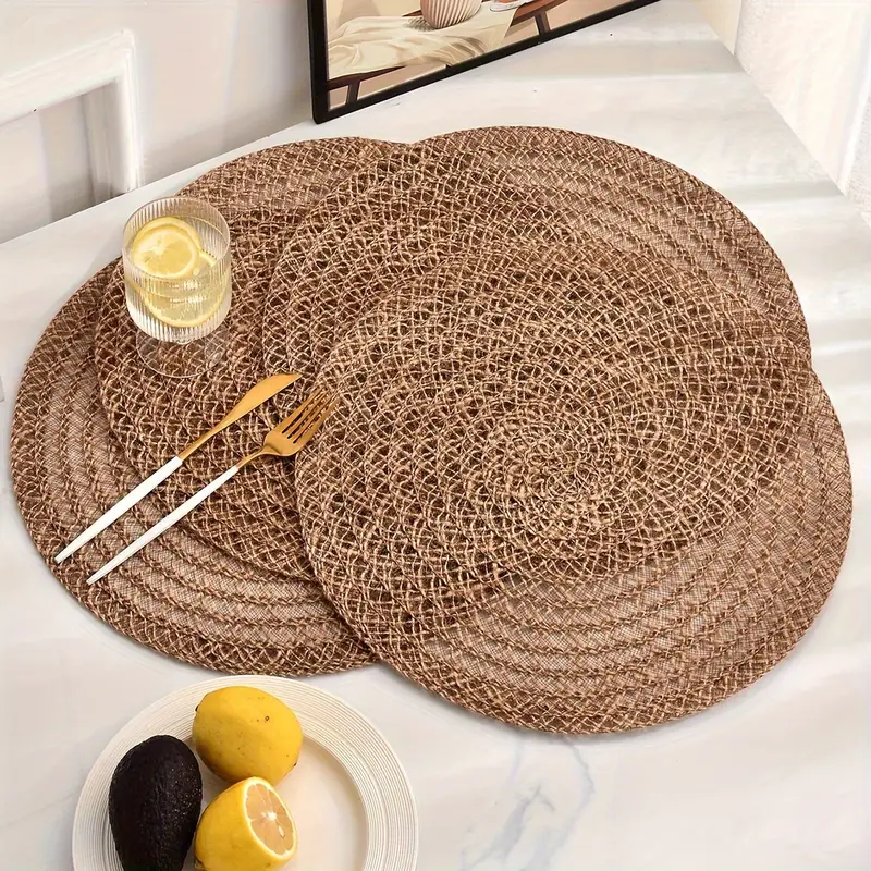 Banyu Spiral Woven Placemat - Image 3