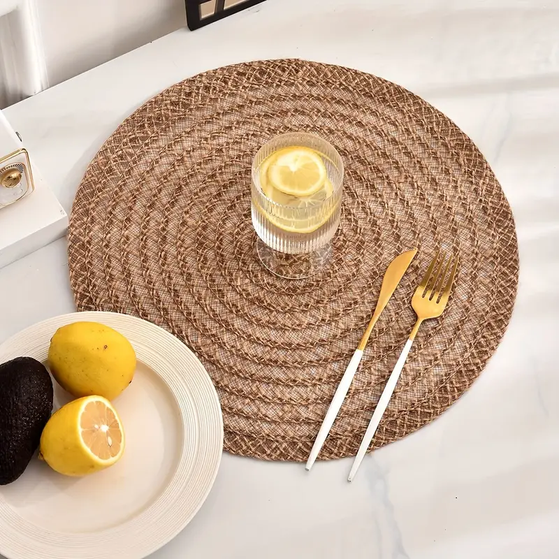 Banyu Spiral Woven Placemat - Image 4