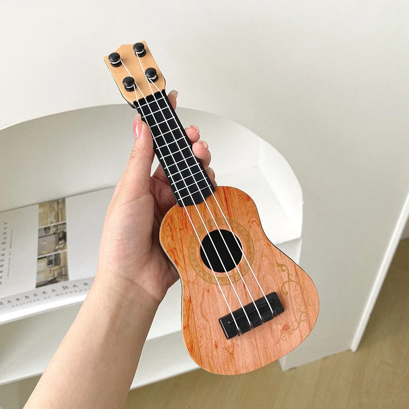 Bonita Mini Ukulele - Image 4