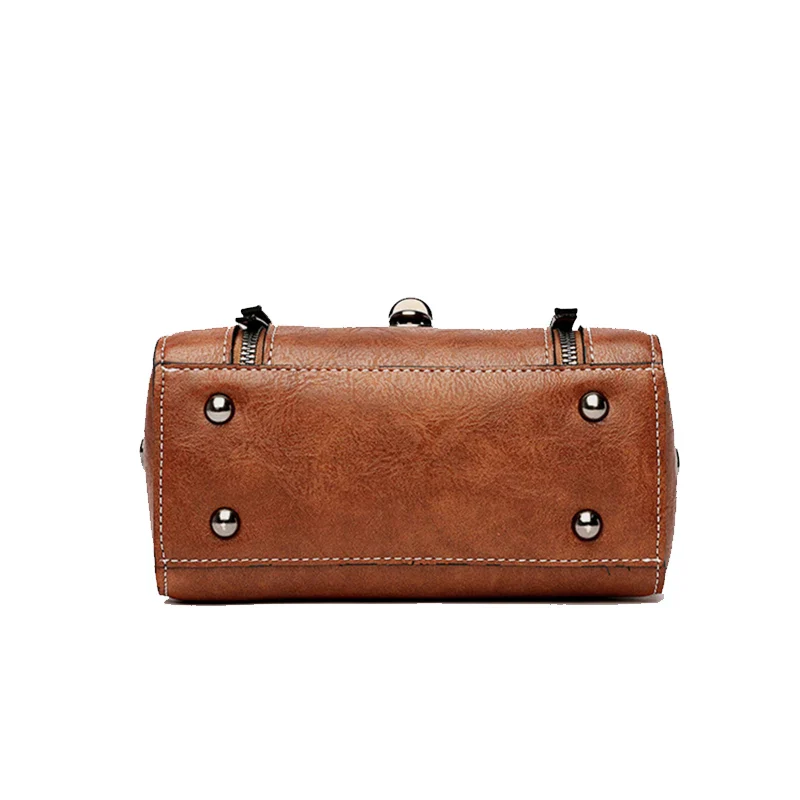 Clara Latchet Handbag - Image 4