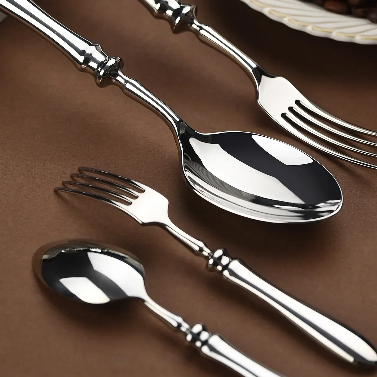 Granford 5-Piece Flatware Set - Image 3