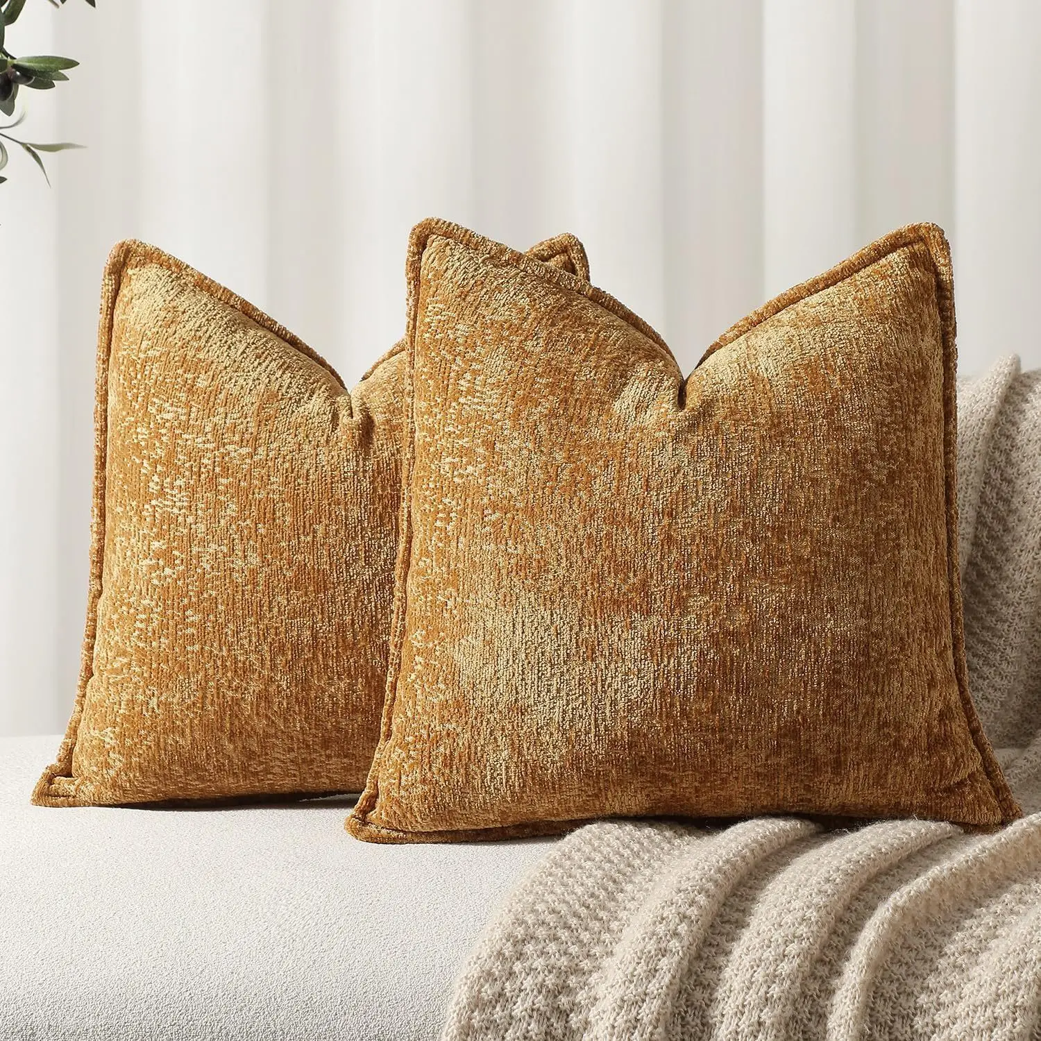 Harlowe Chenille Pillow Case - Image 10