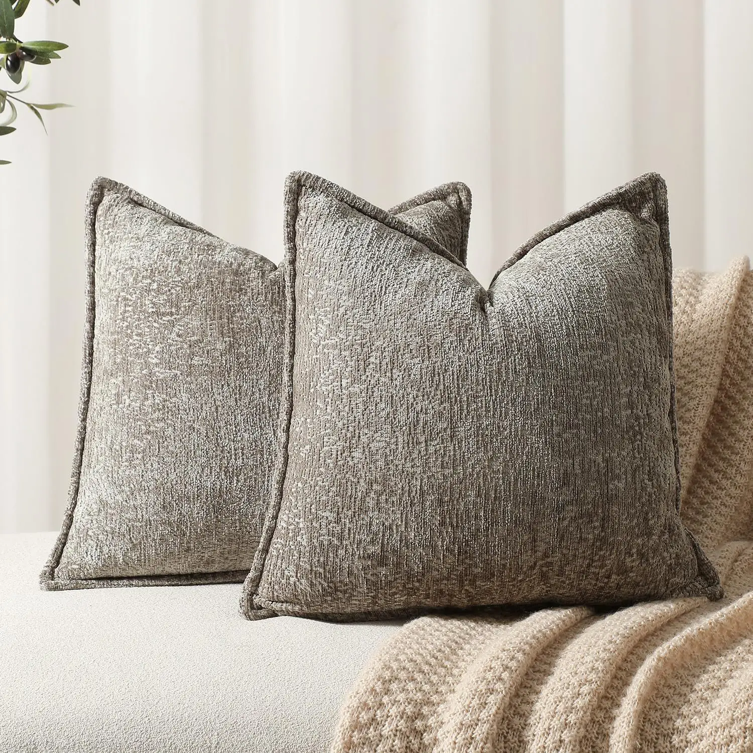 Harlowe Chenille Pillow Case - Image 9