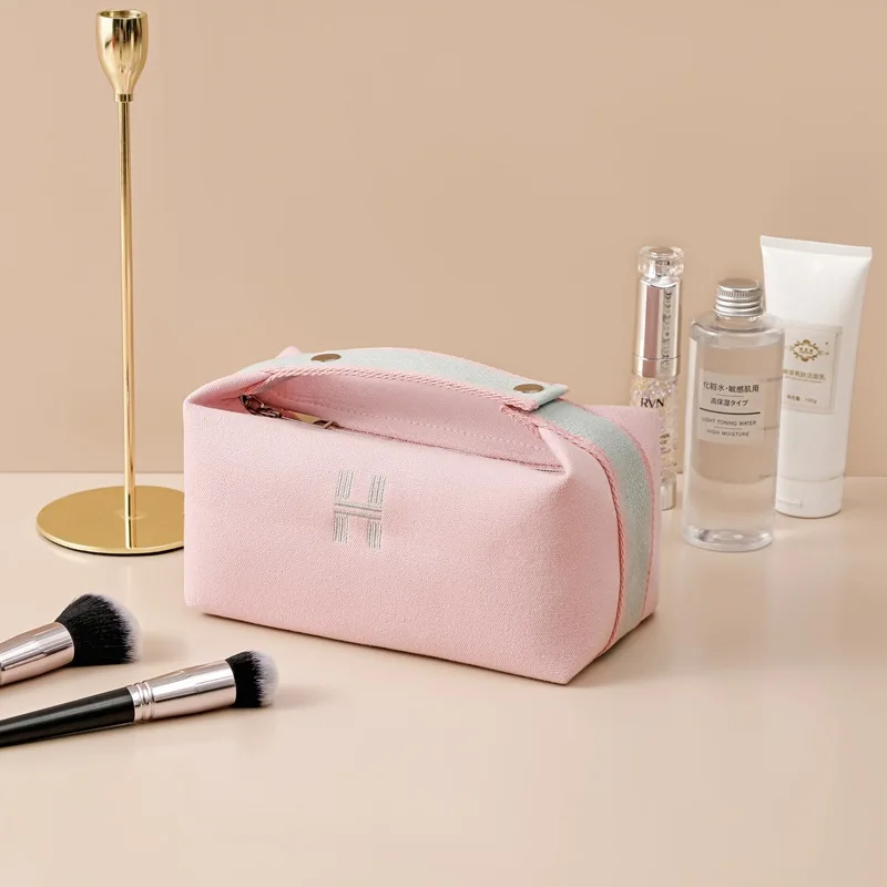 Holly Makeup Travel Bag - Image 3