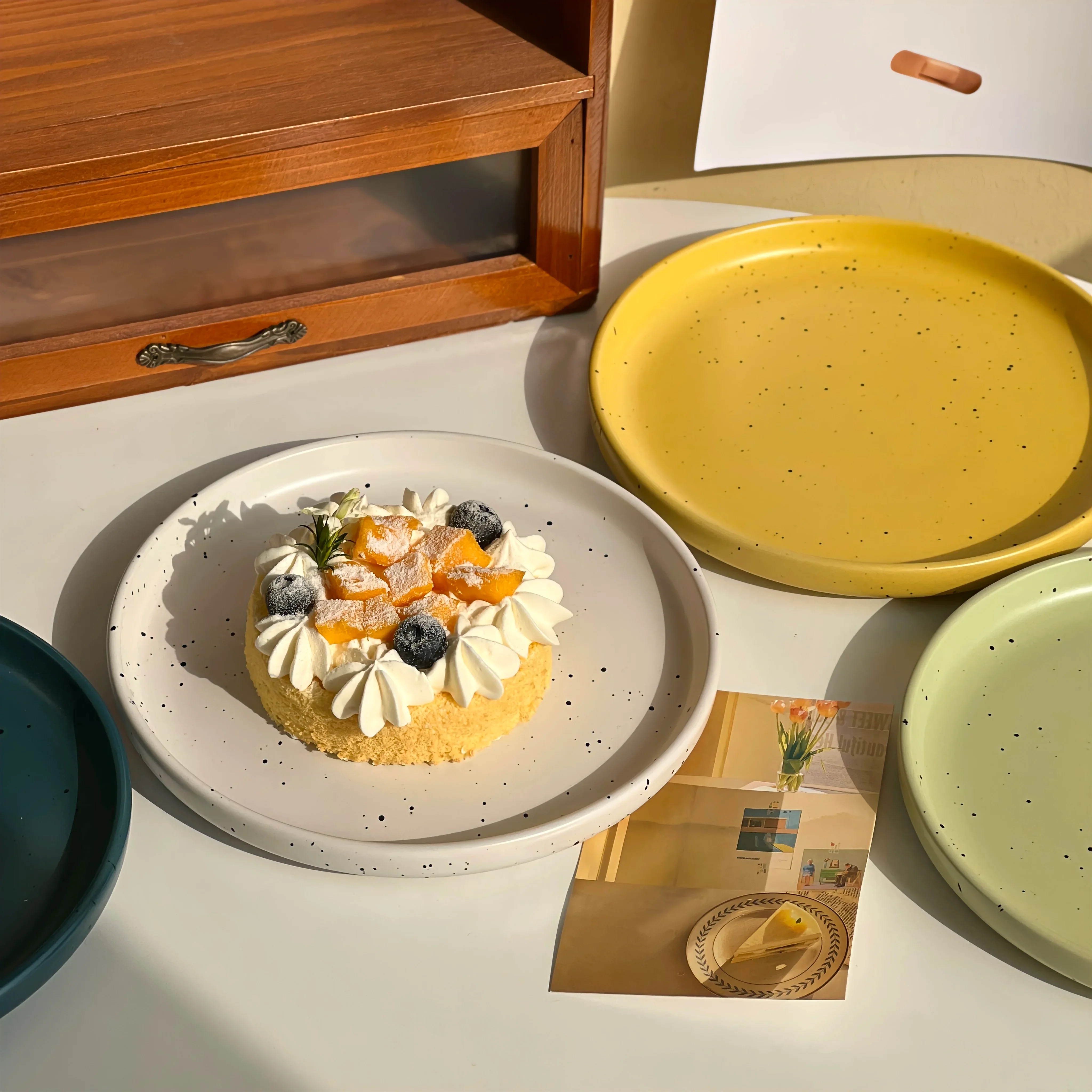 Iska Pastel Ceramic Plate - Image 7