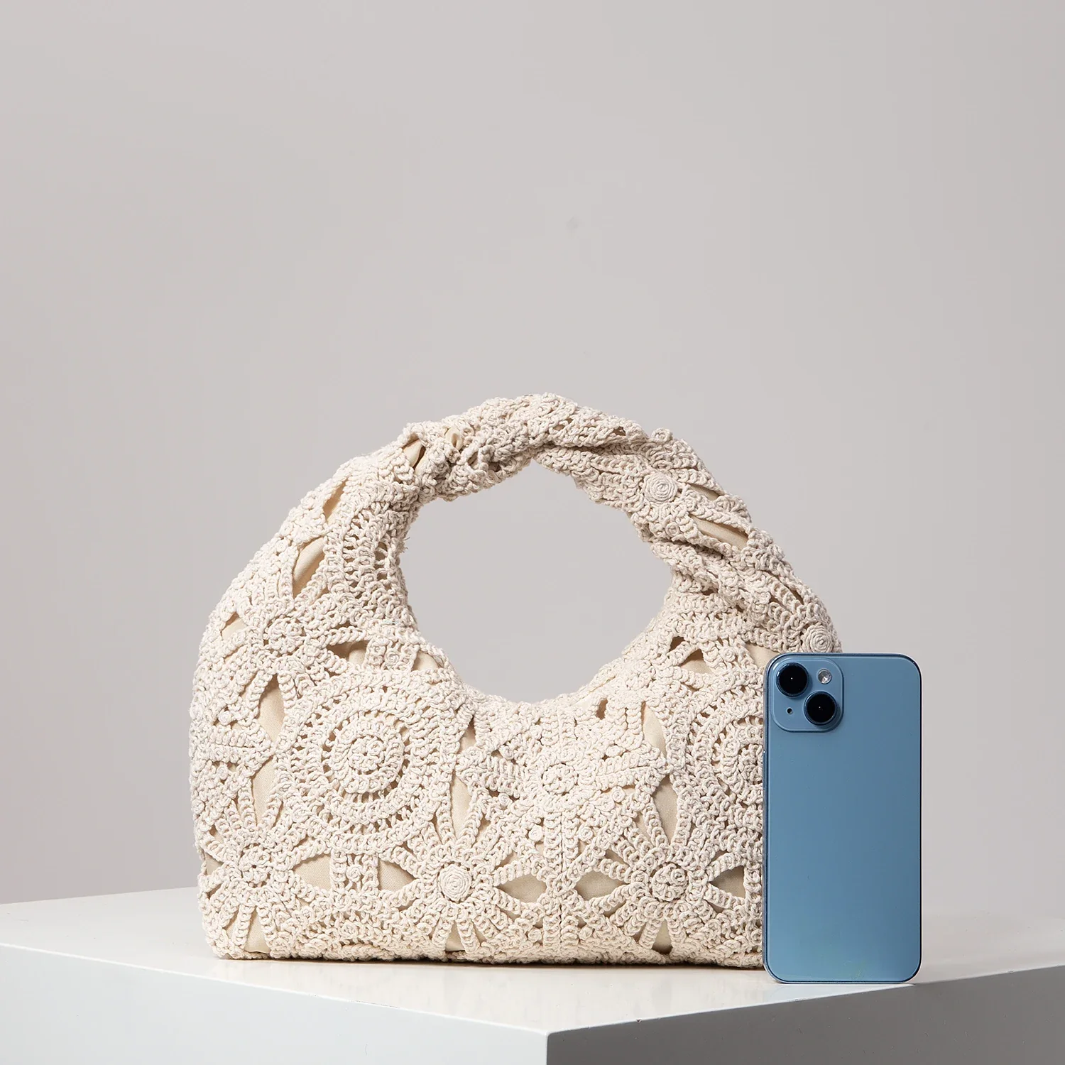 Lora Handwoven Floral Bag - Image 2