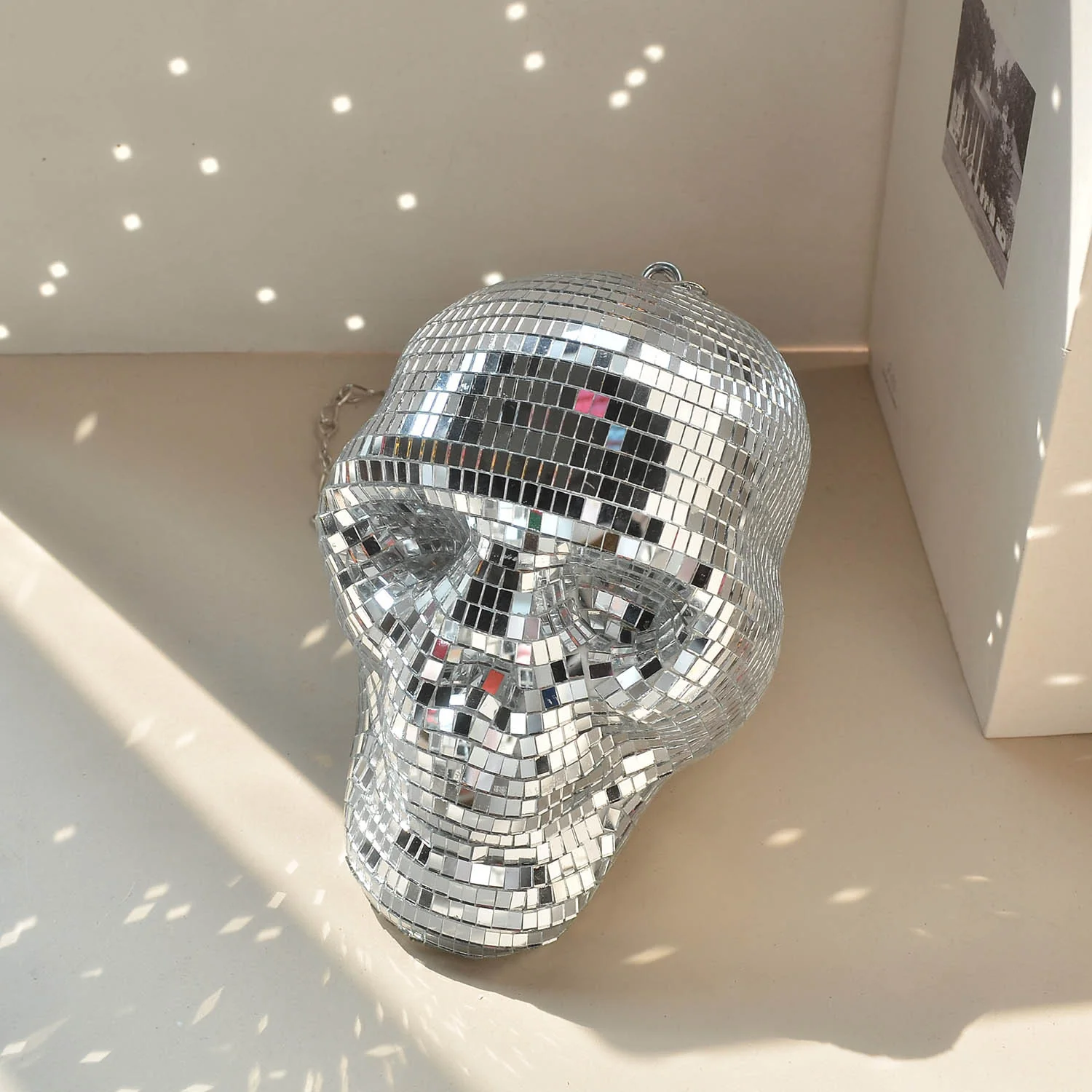 Lunar Disco Skull - Image 4