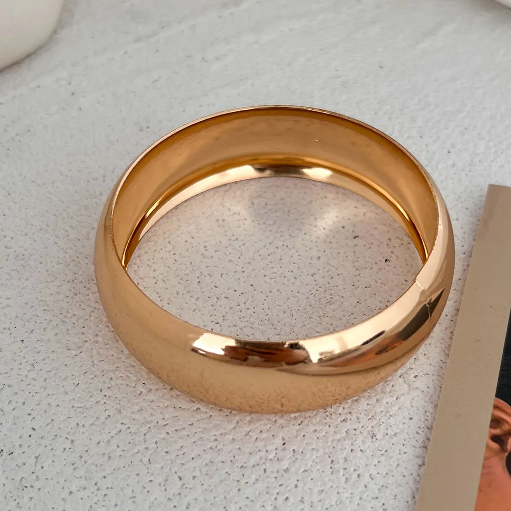 Nooré Sculpted Curve Bangles - Image 7