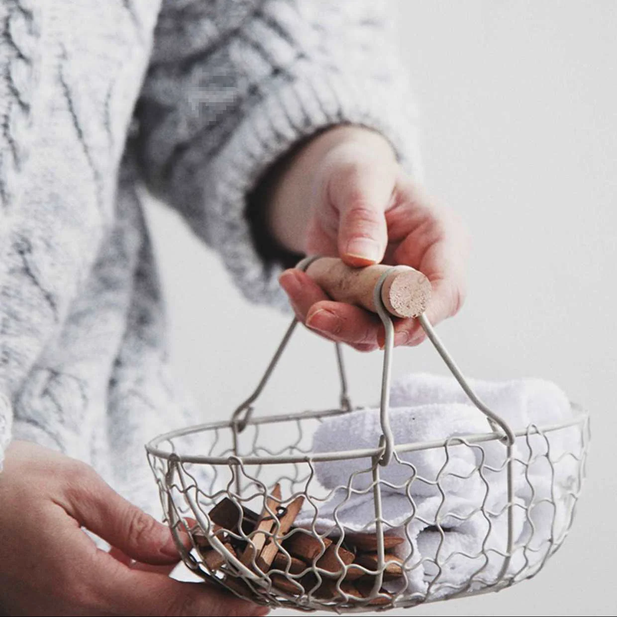 Oakwyn Wire Basket - Image 6