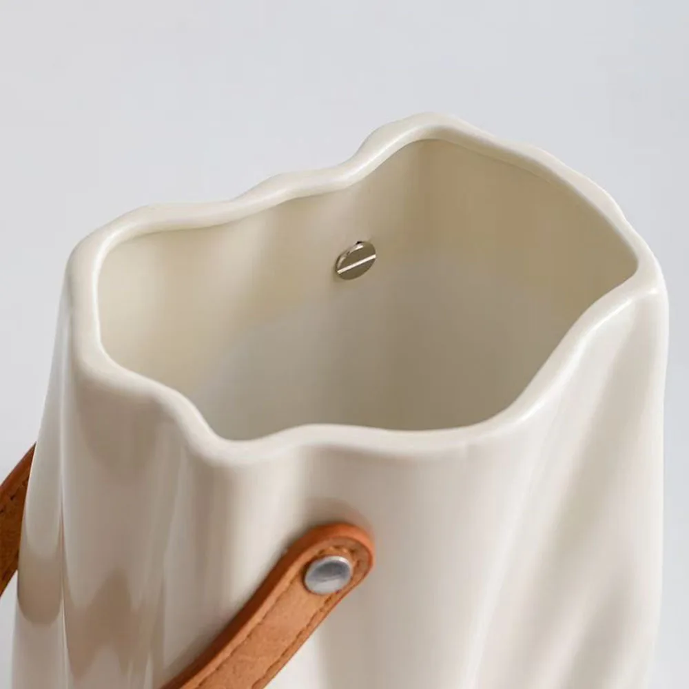 Rouvé Flower Vase - Image 6
