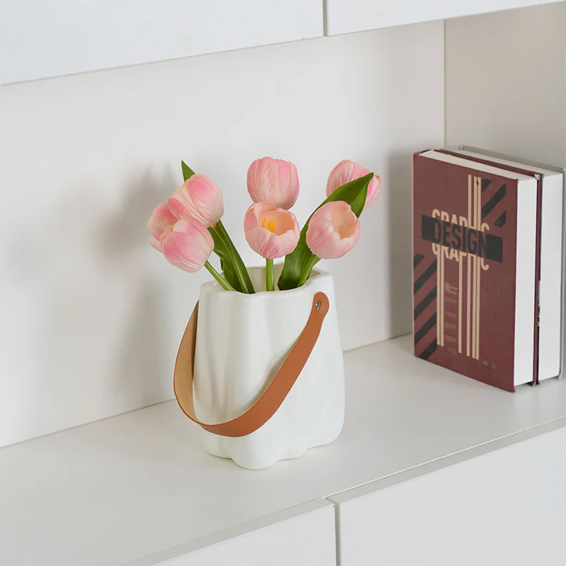 Rouvé Flower Vase - Image 9