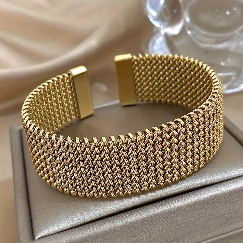 Vellé Open Mesh Bracelet - Image 5